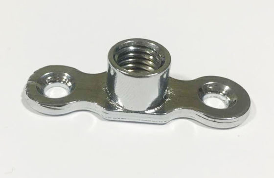 Eenvoudig te installeren buisclips voor het vasthouden van buizen op de markt